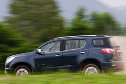 New Chevrolet Trailblazer pics